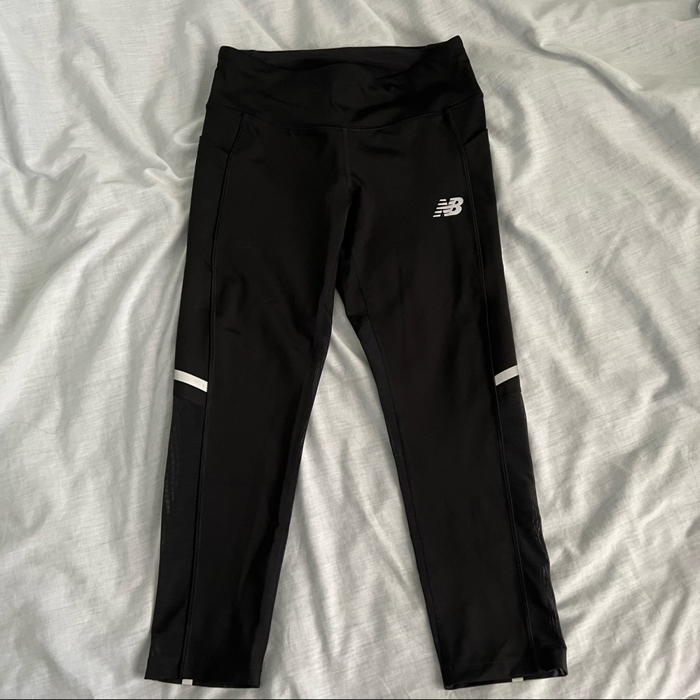 New Balance cropped black reflective running leggings size small